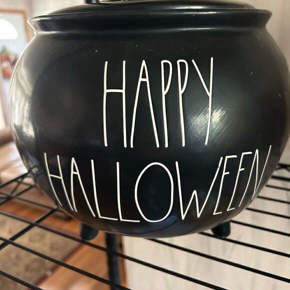 COPY - Happy Halloween Cauldron - Picture 2 of 4